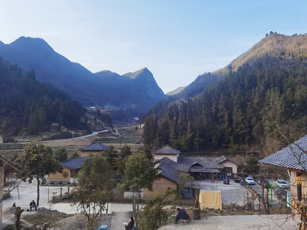 黃土畫派寫生創作基地授牌儀式在安康市石泉縣中壩大峽谷風景區舉行