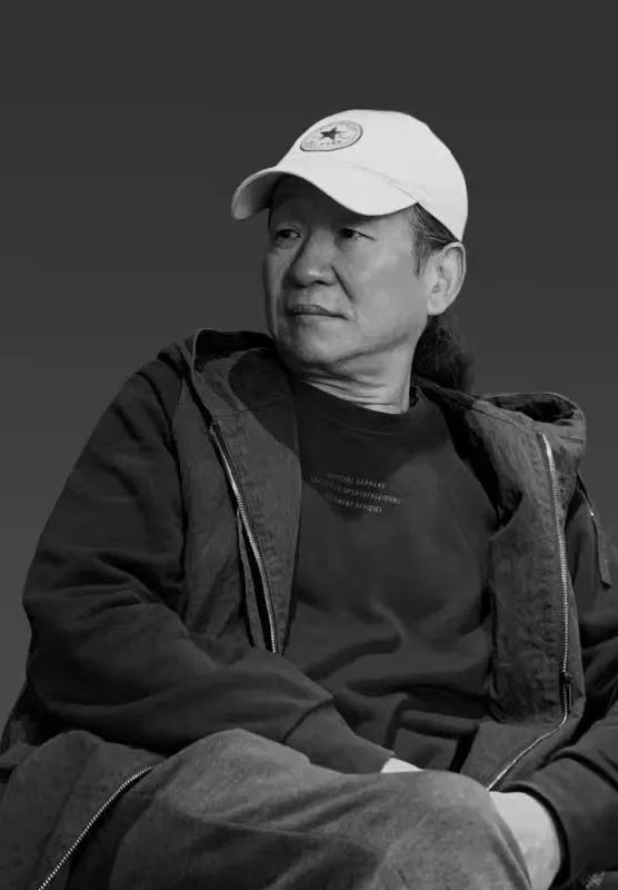 郭 巍