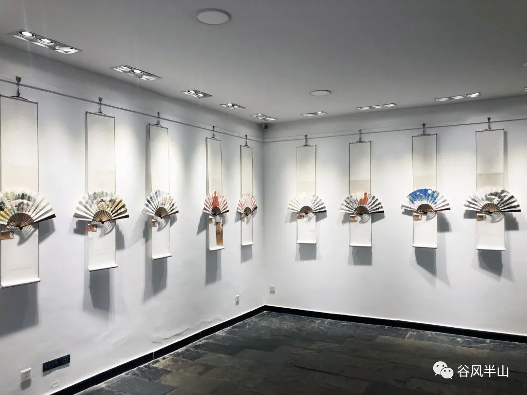 清风徐来——臻品水墨青年中国画名家折扇邀请展展览现场