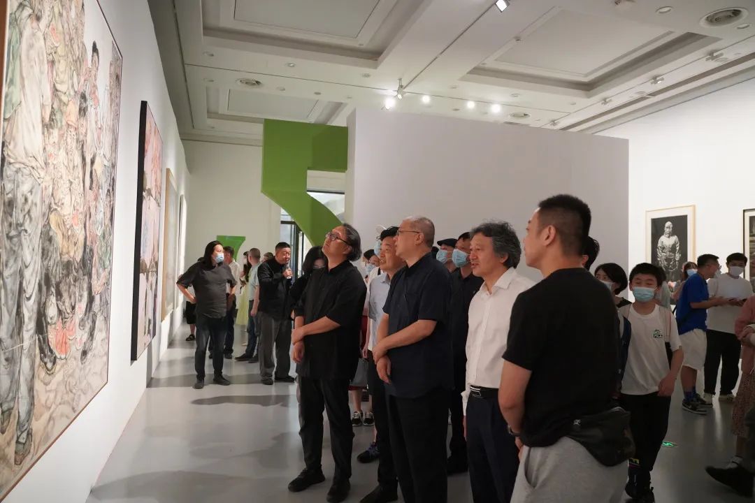 第七届全国青年美术作品展观展现场