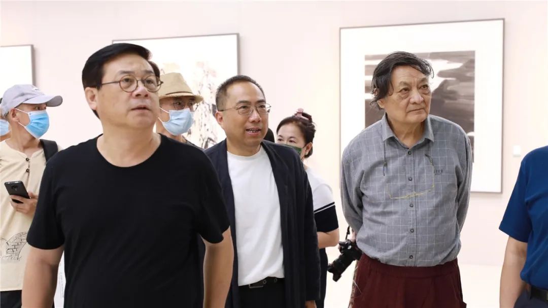 大道不孤——2022年度中国国家画院中青年艺术家邀请展：郁郁朝花·乔宜男作品展展览现场