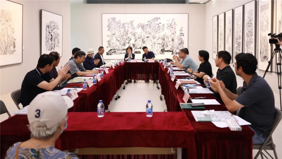 大道不孤——2022年度中国国家画院中青年艺术家邀请展：郁郁朝花·乔宜男作品展研讨会现场
