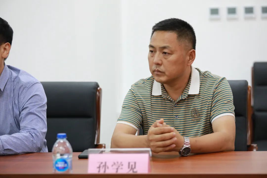 欧创集团副总经理孙学见发言