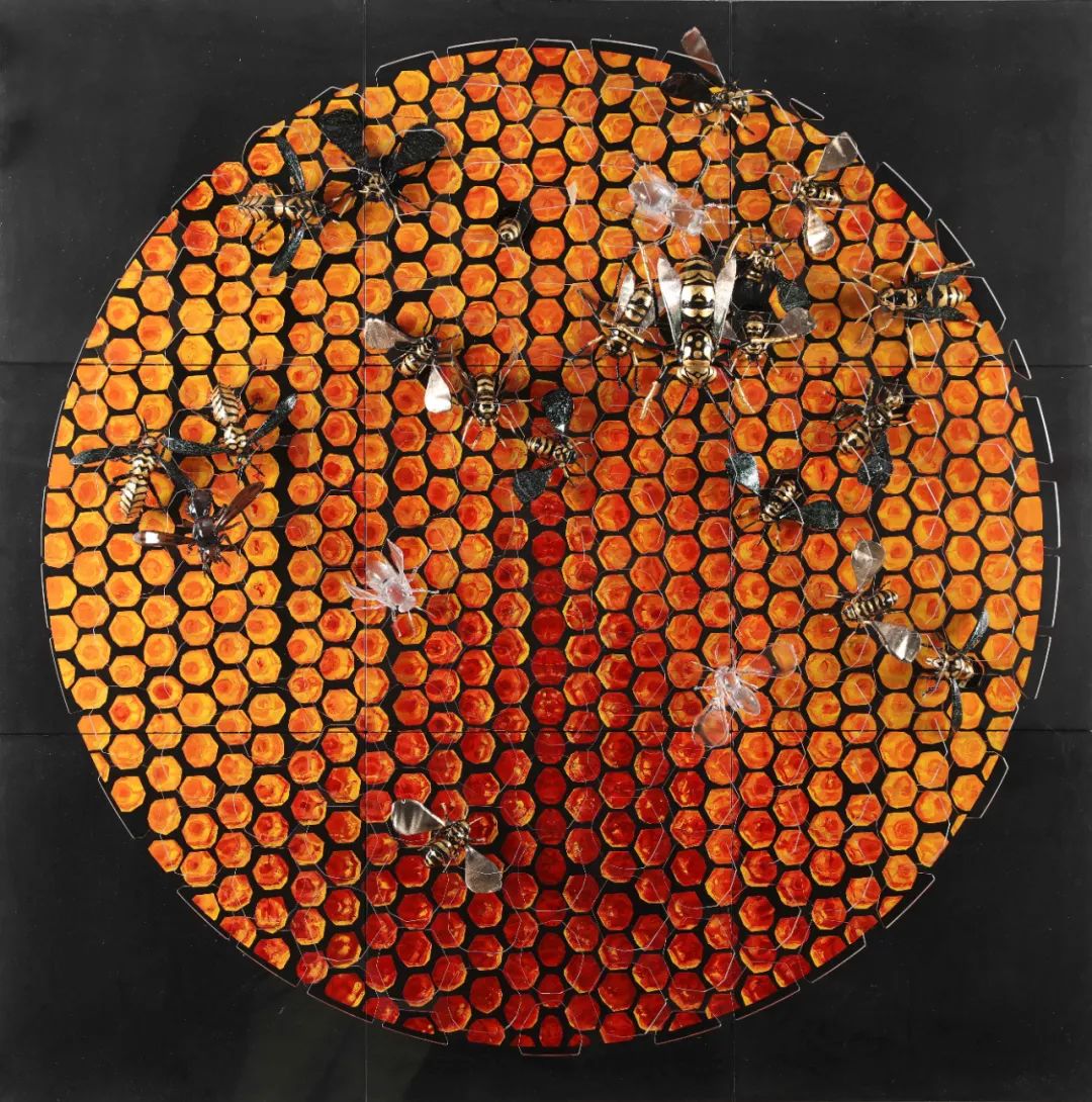 《小蜜蜂》漆艺装置张云霄120×120cm