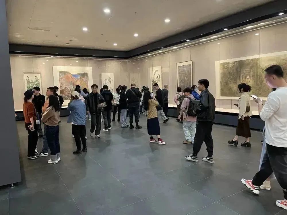 张同霖国画展展览现场