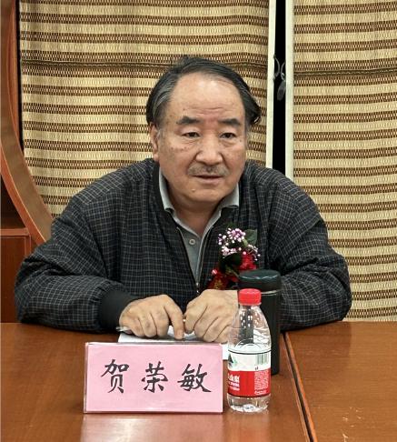 贺荣敏教授在研讨会最后作了总结发言。他说，此次研讨会谈到的一个主要议题是“生活与创作的关系”。坚持深入生活是黄土画派的优良传统，是刘文西先生践行一生、一再强调的艺术精神。刘文西老师为我们树立了很好的榜样，不管是陕西还是河南的艺术家，都要学习刘老师的艺术精神。刘老师曾经说过：要想画画有灵感，到生活中去。要想画画有激情，到生活中去。要想画出有份量的作品，到生活中去。以上三句话在此与大家共勉。希望陕西、新乡的艺术家们携手共进，为中国的美术事业做出更大的贡献。