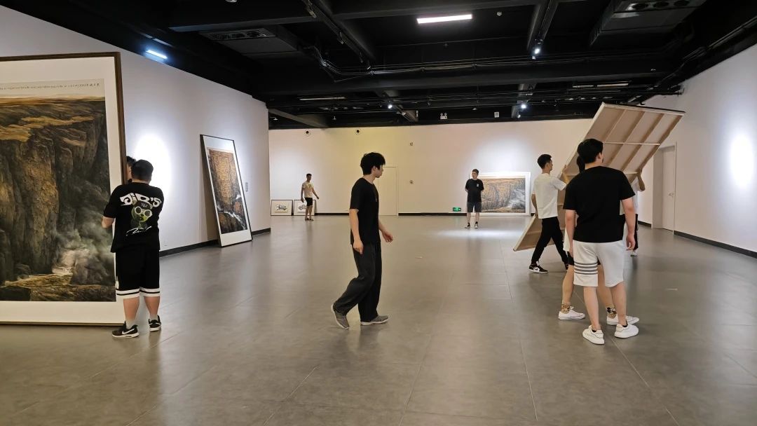 布展现场