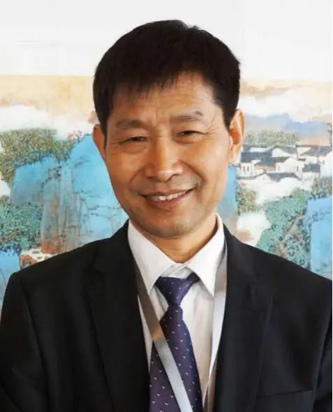 关奇