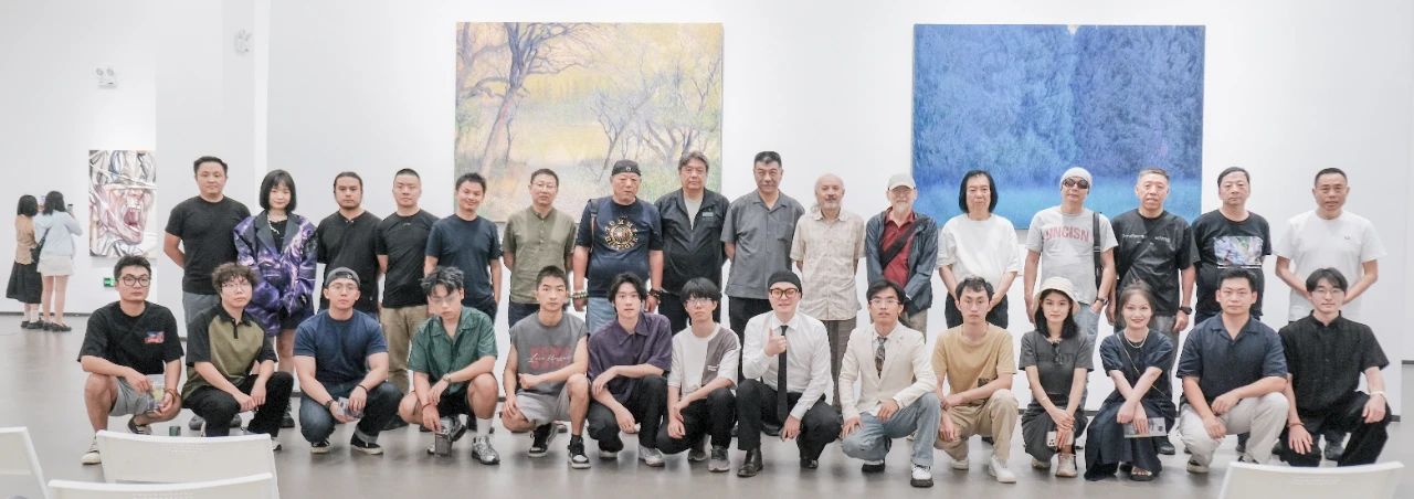 新势界·西安青年油画艺术展开幕嘉宾合影