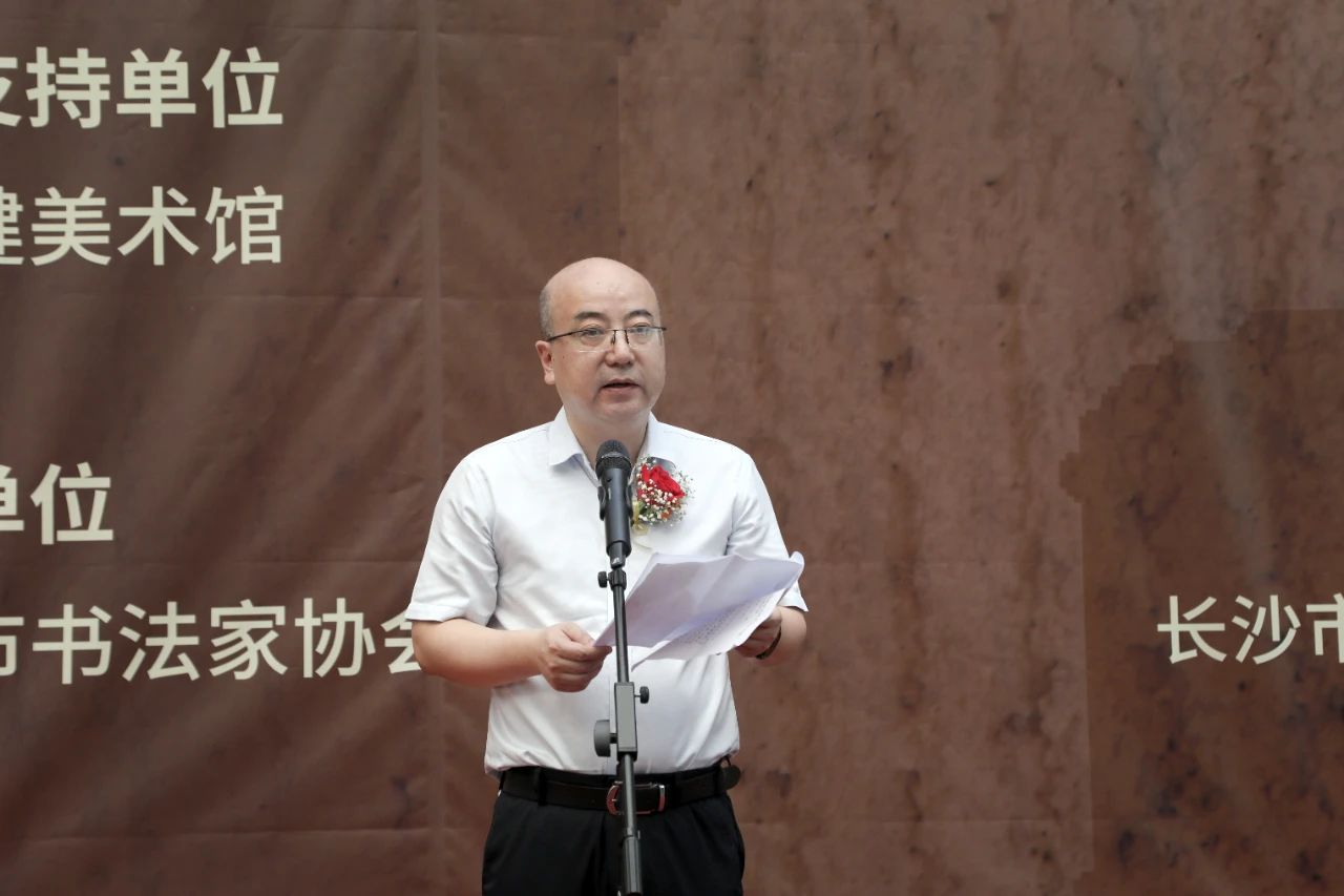 省文联党组书记、副主席提名人选（主持日常工作）乐奕
